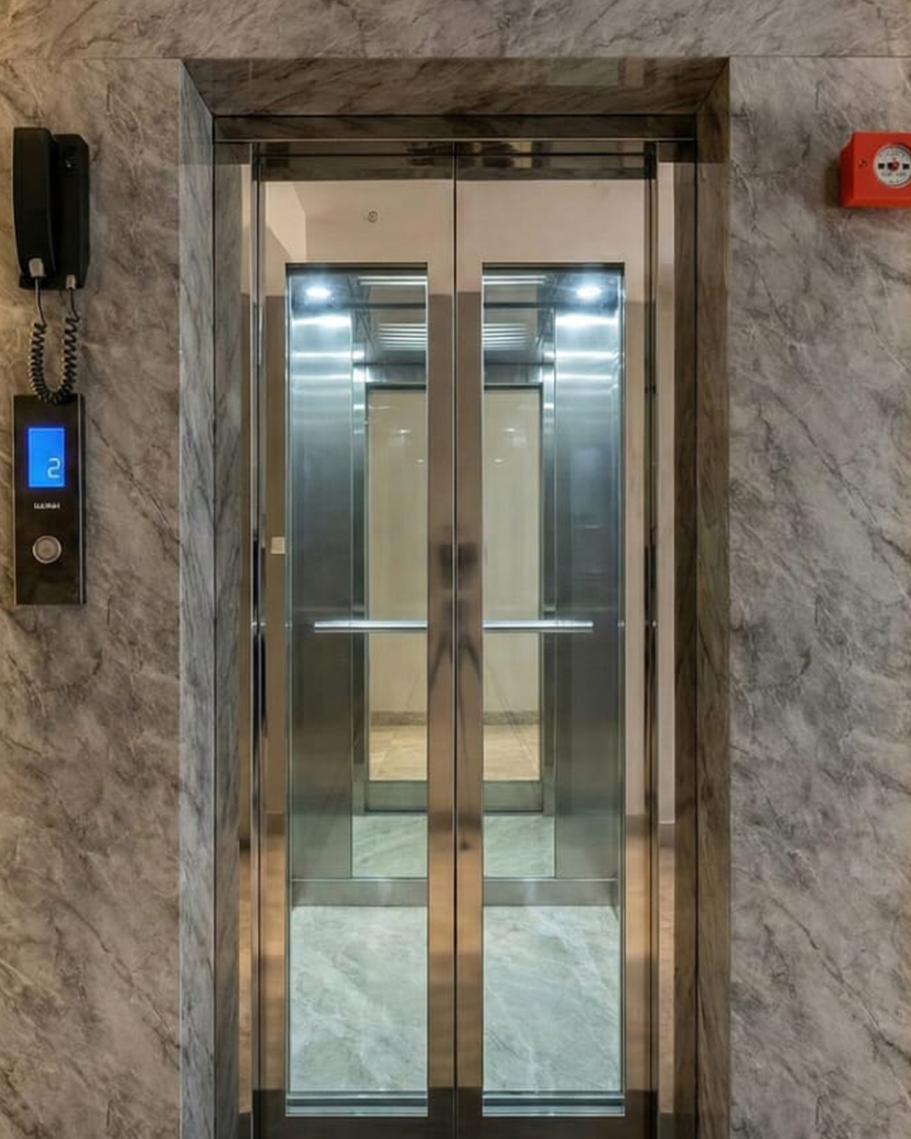 Hospital Lift